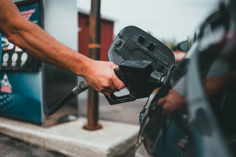 ¿Qué es el recargo por combustible?