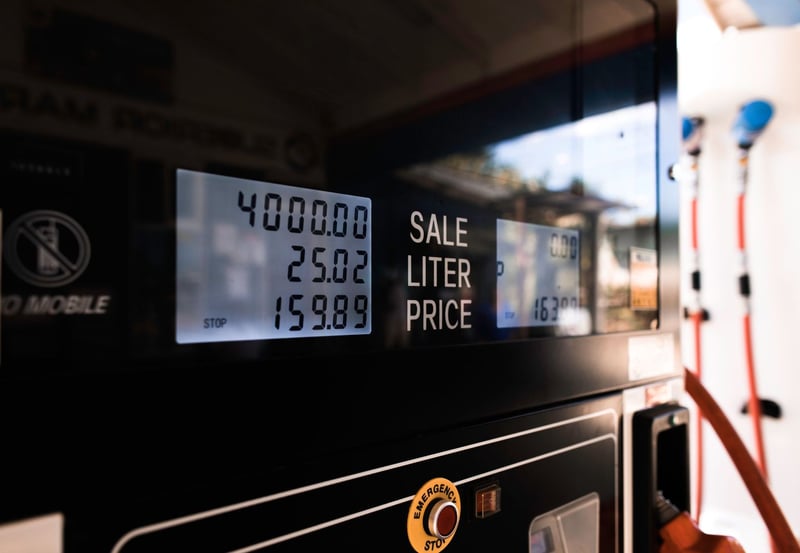 ¿Qué es el recargo por combustible?
